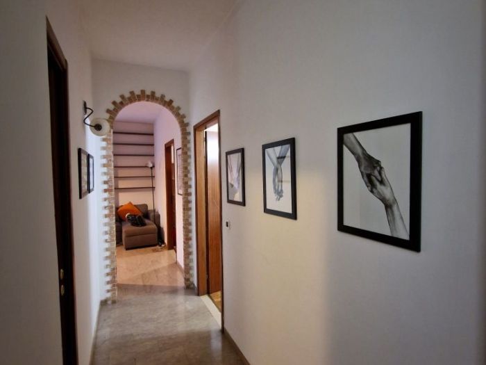 Archisio - Elisa Cattelan - Progetto Home staging - prima e dopo su immobile arredato