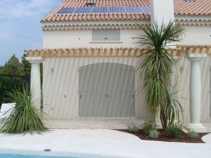 Archisio - Raffaelo Rachello - Progetto Progetto di case a schiera con piscina-idromasaggio a jesolo