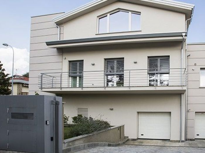 Archisio - Capelli Serramenti - Progetto Portoncini e portoni