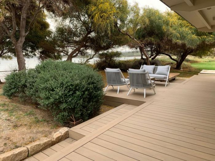 Archisio - Daniela Curreli - Progetto Decking e rivestimenti verticali tarimatec