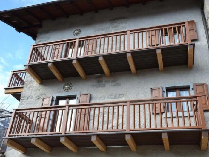 Archisio - Toffoli Loris - Progetto Poggioli in alluminio