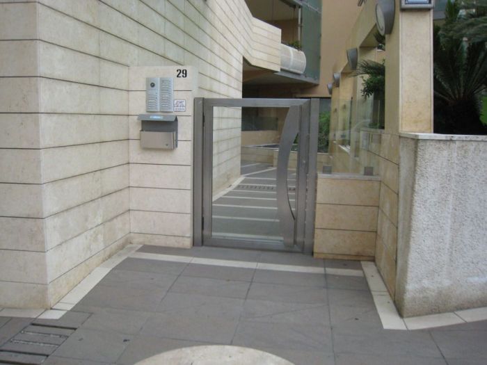 Archisio - Talloru Salvatore srl - Progetto Acciaio inox