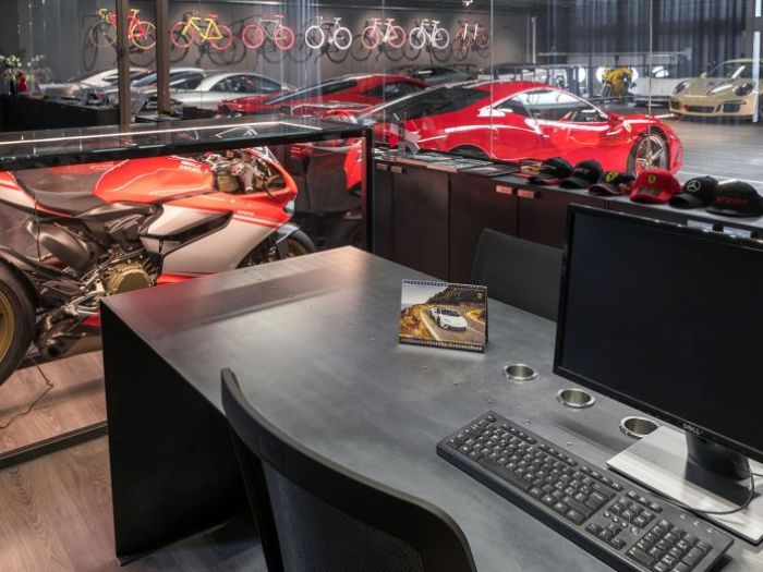 Archisio - Durante Ufficio - Progetto Uffici con collezione privata