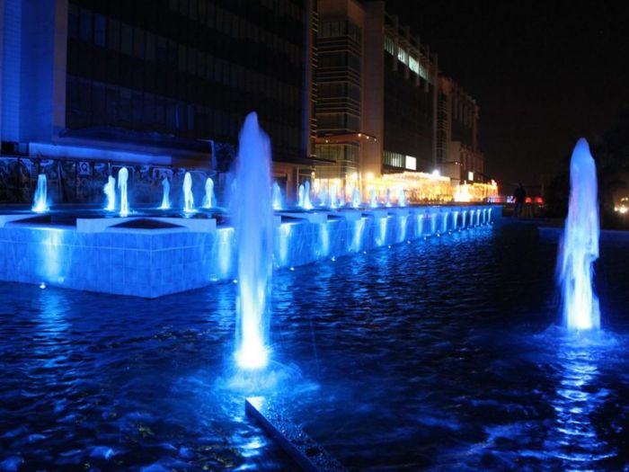 Archisio - Forme Dacqua - Progetto Empire world erbil kurdistan irachenoTre fontane realizzate per il centro multi-funzione empire world