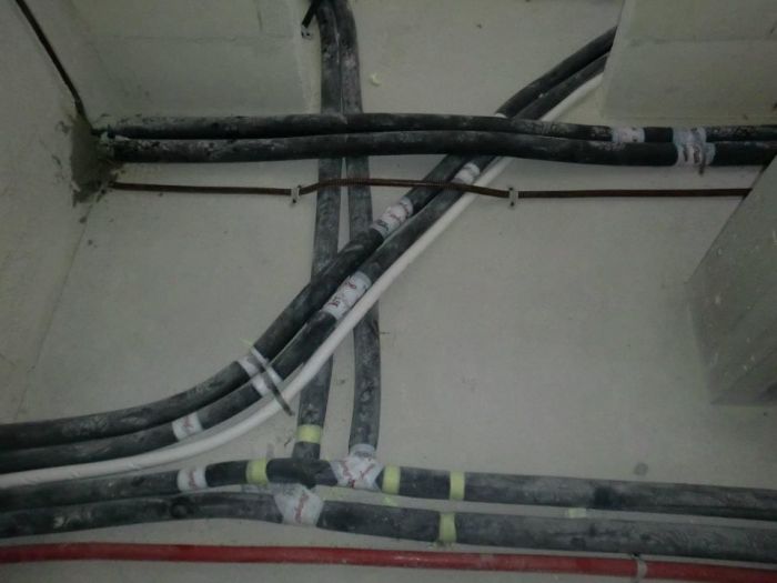 Archisio - Mp Impianti - Progetto Impianti elettrici per gli immobili e quadri per macchinari elettrici