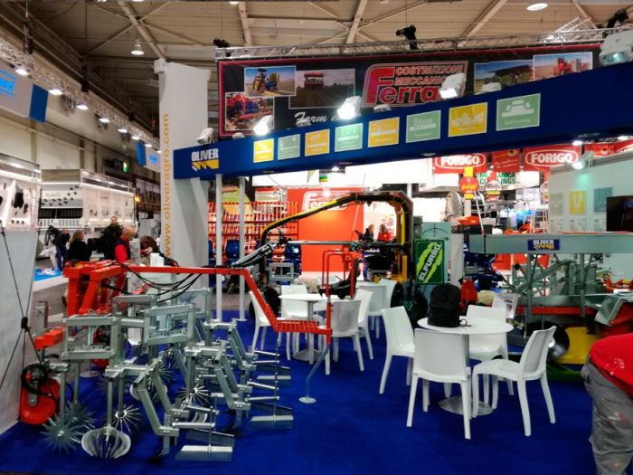 Archisio - Calmaggiorestudio - Progetto Stand design