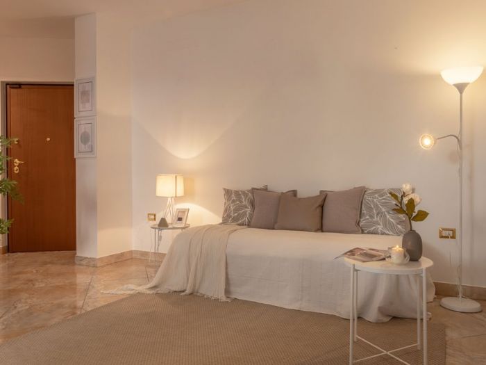 Archisio - Arianna Di Carlantonio Habitathomestaging - Progetto warm neutrals home staging