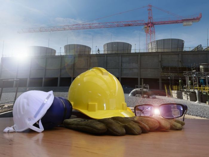 Archisio - Edilizia Ponteggi - Progetto Noleggio e ponteggi navali