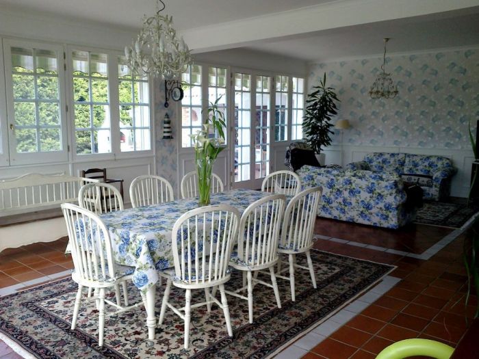 Archisio - Tappezzeria E Tendaggi Azito - Progetto Copri divano e sedie