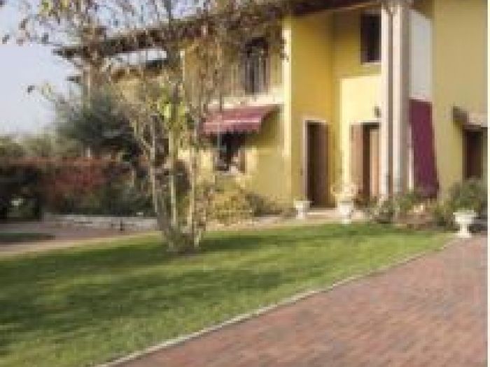 Archisio - Favaro Vito Srl Lineaverde - Progetto Pavimentazioni