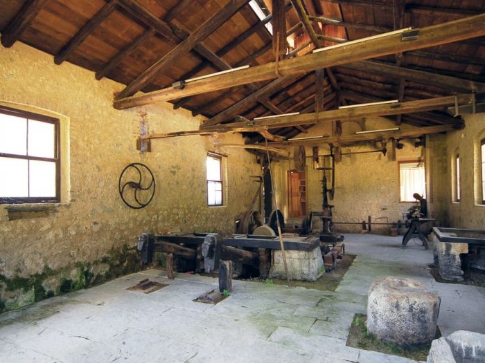 Archisio - Fabio Nassuato - Progetto Antico maglio bottarel