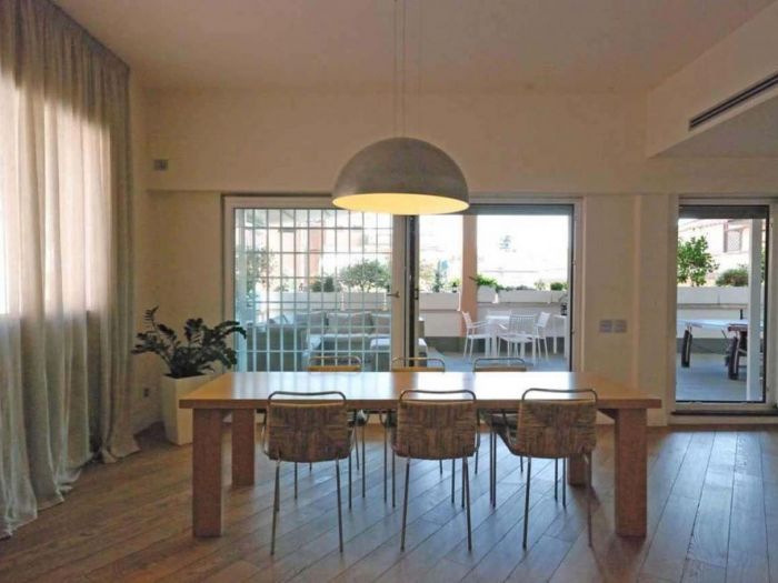 Archisio - Roberto Silvestri - Progetto Ristrutturazione di una casa per una famiglia