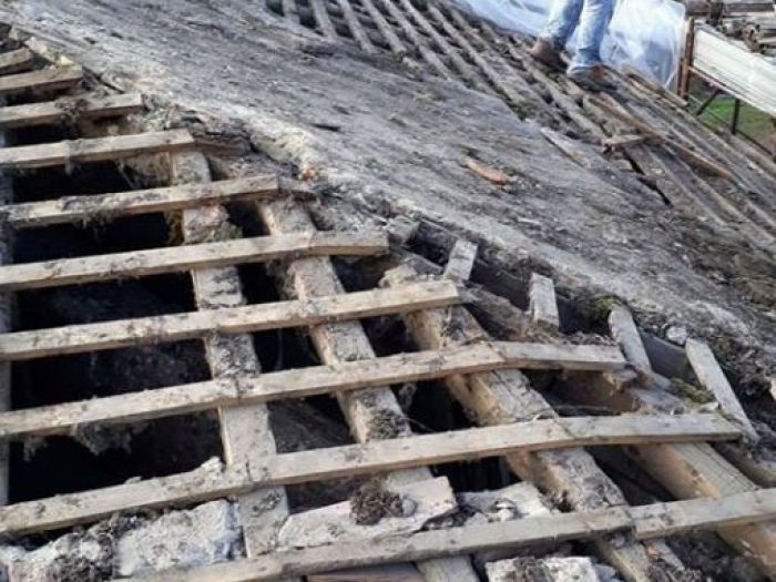 Archisio - Idriz Gjinovci - Progetto Rifacimento tetti