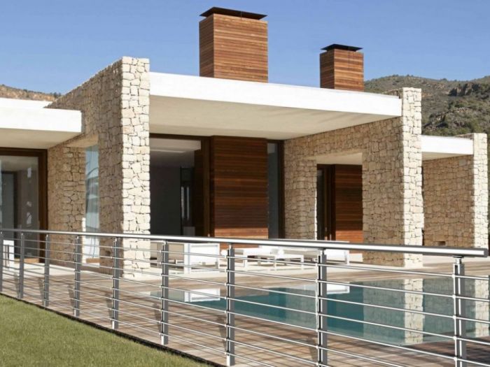 Archisio - Ferall srl - Progetto Ringhiere in alluminio balustre e parapetti