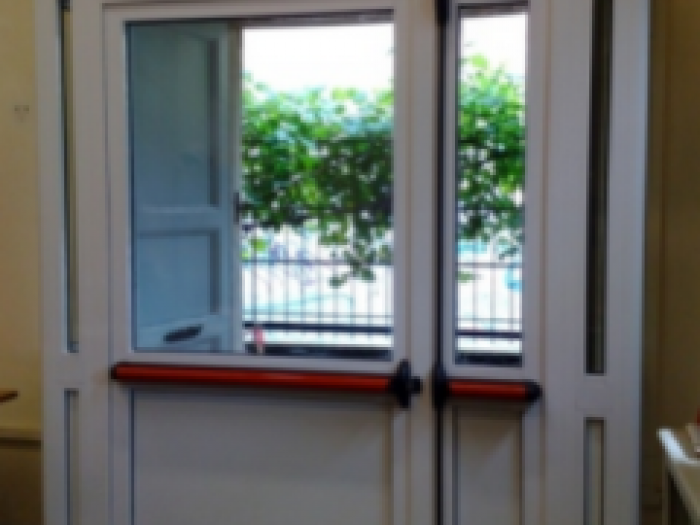 Archisio - De Siena Paolo Serramenti - Progetto Porte manigliere e accessori e controtelai