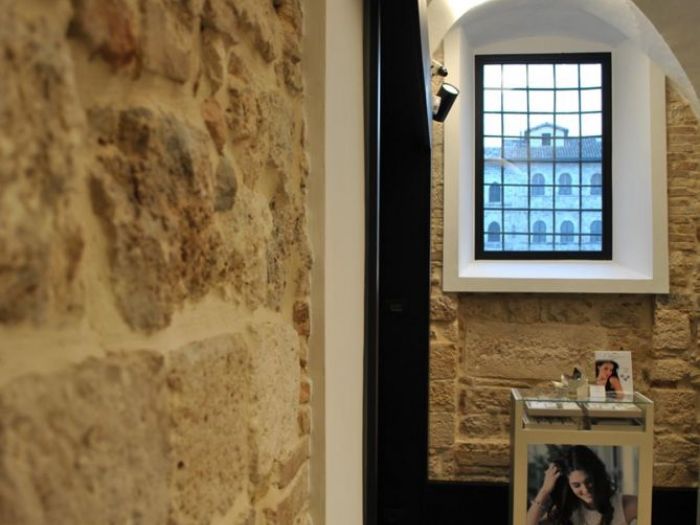 Archisio - Studio Scaramucci - Progetto Gioielleria coccia oddi 2012-2013