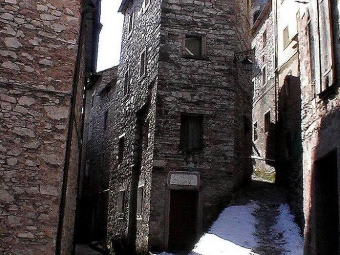 Archisio - Nzebstudio - Progetto Proposta di riqualificazione di una vecchia abitazione montana