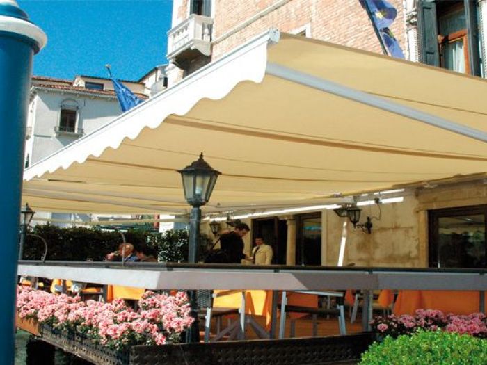 Archisio - Vip Tende - Progetto Tende a braccio