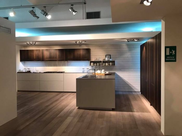 Archisio - Loft Arredamenti - Progetto Arredamenti cucine e soggiorni