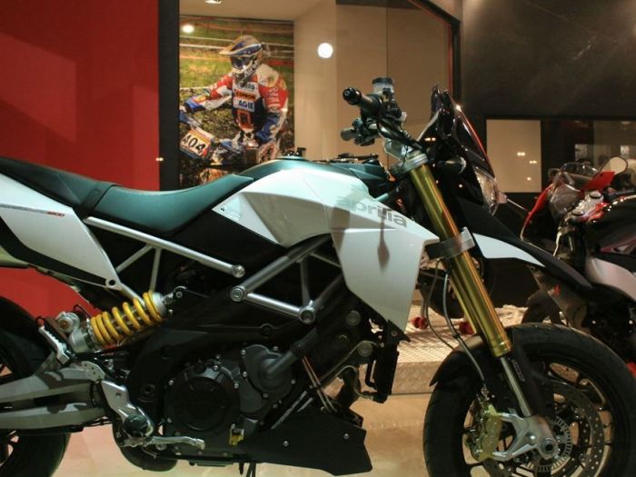 Archisio - Vincenzo Bafunno - Progetto Motocaff