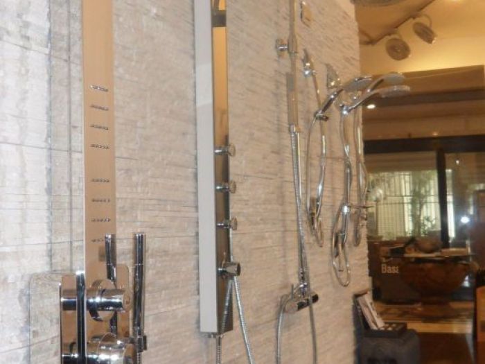 Archisio - Bertolani Pavimenti - Progetto Rivestimento in pietra naturale quarzite white