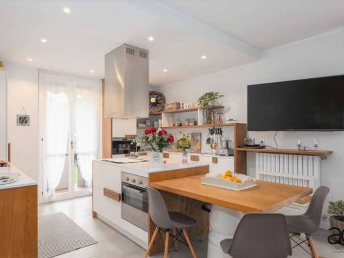 Archisio - Alessandro Colombo - Progetto Servizi fotografici per immobili architetti costruttori e interior designer