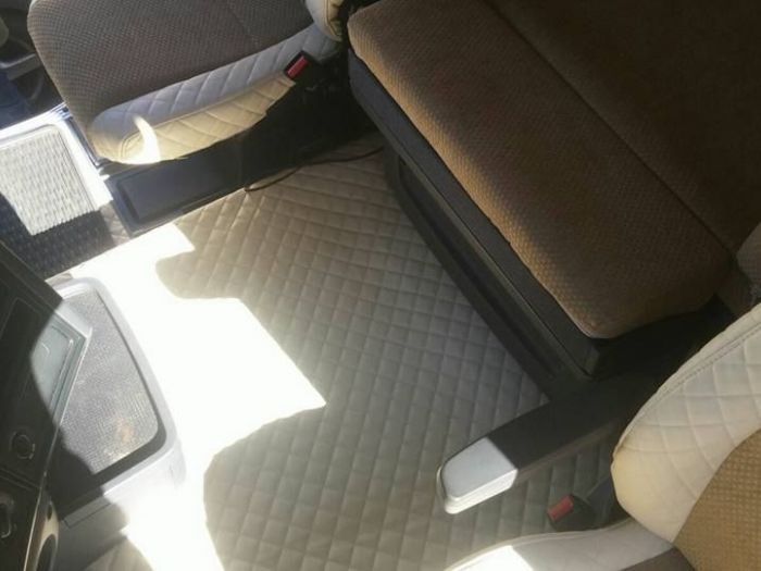 Archisio - Tappezzeria Lanciotto Fsco - Progetto Tappezzeria interno auto