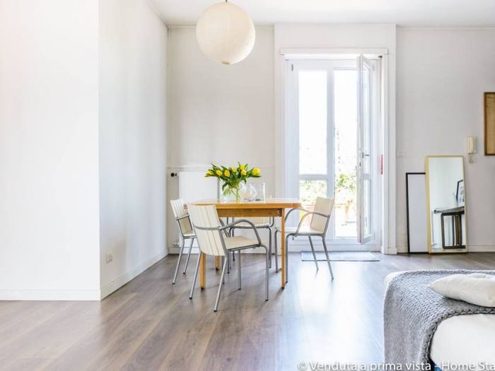 Archisio - Venduta A Prima Vista - Progetto Fotografia e allestimento