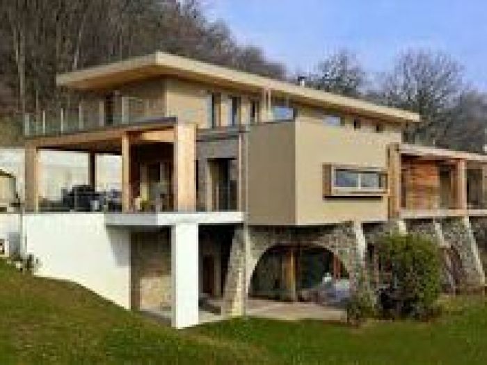 Archisio - Guardabassi Costruzioni Sas - Progetto Ville singole classiche e moderne