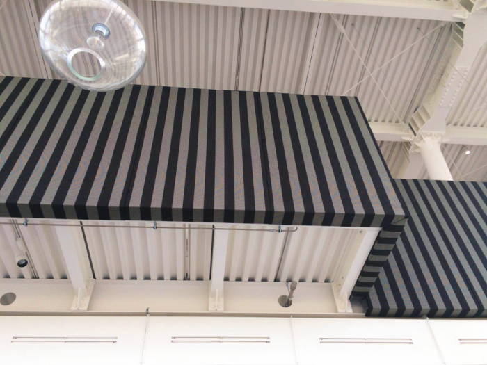 Archisio - Pentaform srl - Progetto Arredo per spazio commerciale