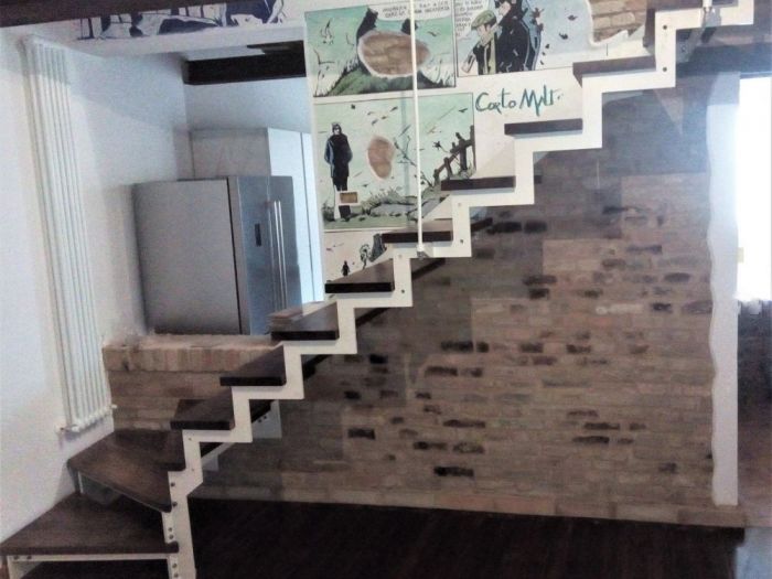 Archisio - Falegnameria Vallati Andrea - Progetto Scale in legno