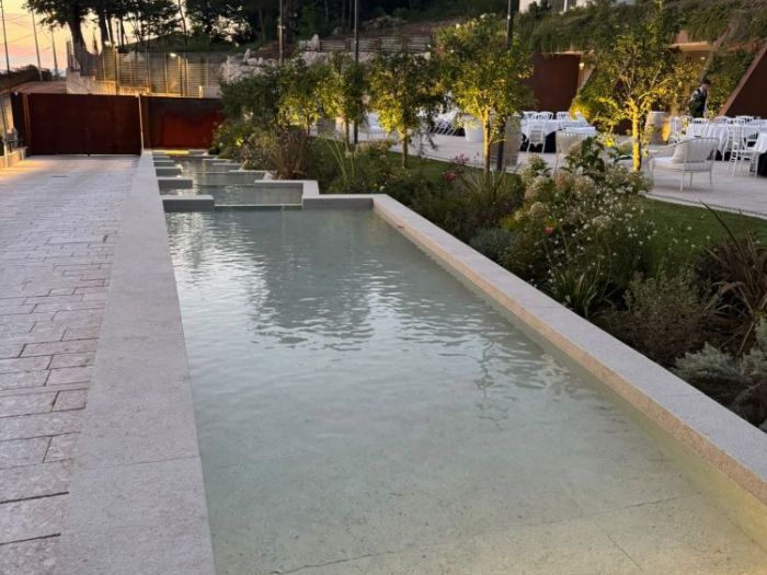Archisio - Forme Dacqua - Progetto Parete e gradinata dacqua cantine catena