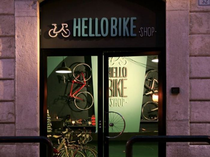 Archisio - Vincenzo Bafunno - Progetto Hello bike shop