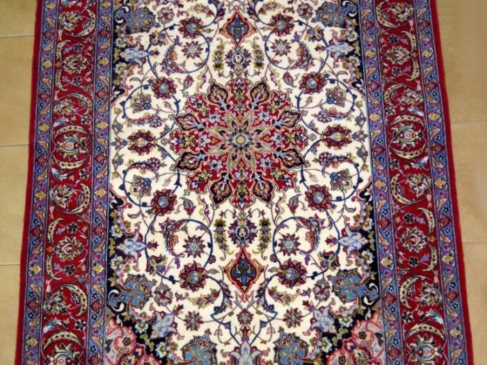 Archisio - Tappezzeria E Tendaggi Azito - Progetto Tappeti