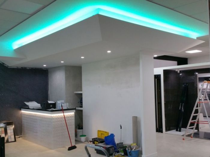 Archisio - Andrea Daguanno - Progetto Progettazione angolo bar in showroom