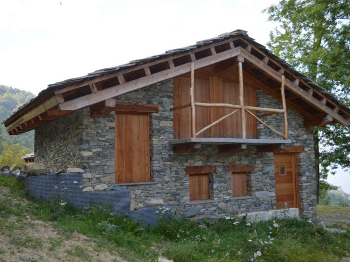 Archisio - Luca Molineri - Progetto Restauro e risanamento conservativo di fabbricato rurale