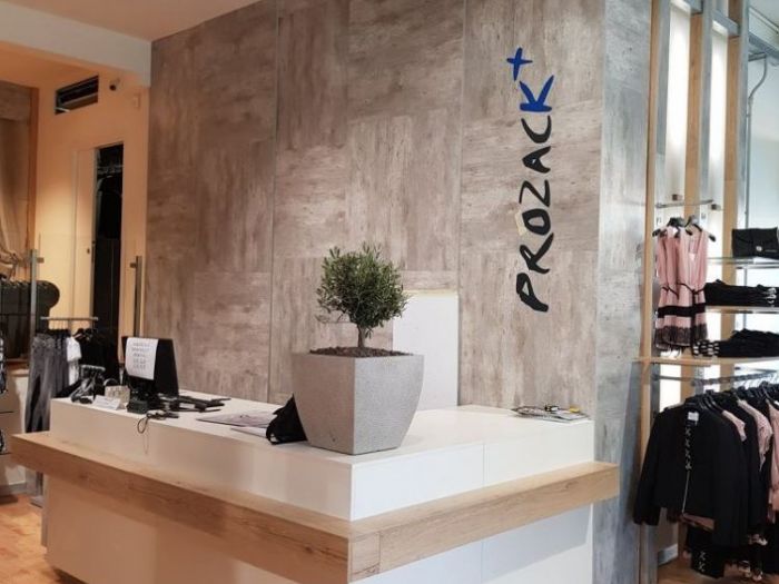 Archisio - Michele Paolin - Progetto Arredamento su misura con taglio e bordatura pannelli sul posto