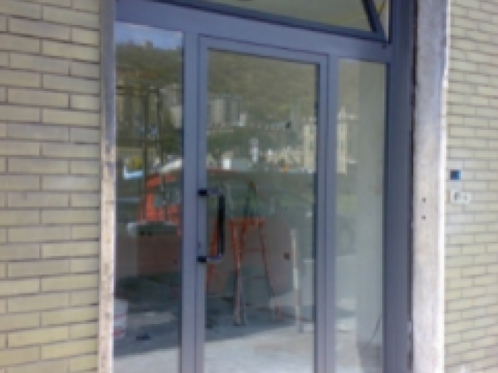 Archisio - De Siena Paolo Serramenti - Progetto Porte manigliere e accessori e controtelai