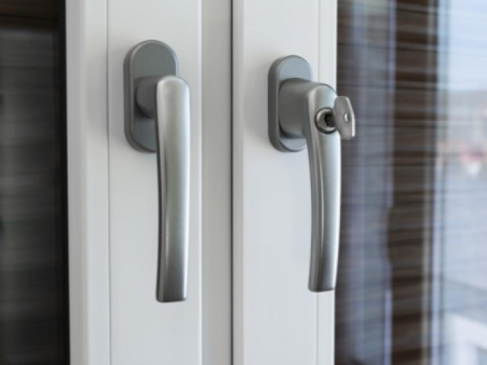 Archisio - Alex Serramenti - Progetto Pvc taglio termico tapparelle