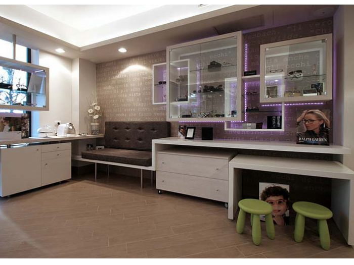 Archisio - Alessandra Fagnani Architetto - Progetto Ristrutturazione di negozio di ottica