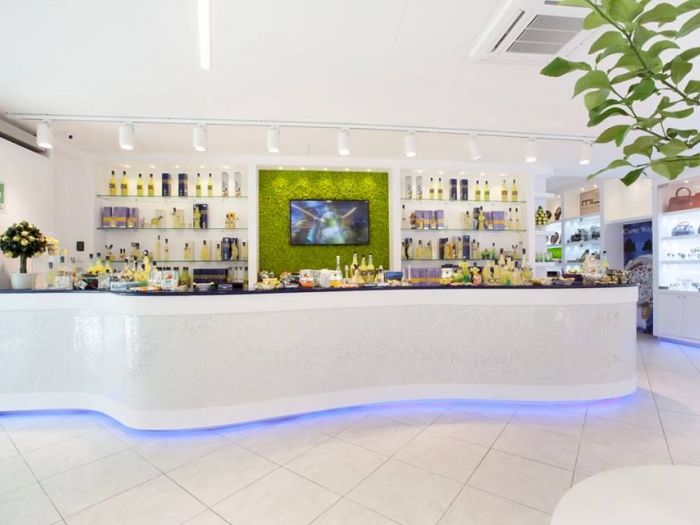 Archisio - Aga Costruzioni srl - Progetto Ricostruzione di un locale commerciale