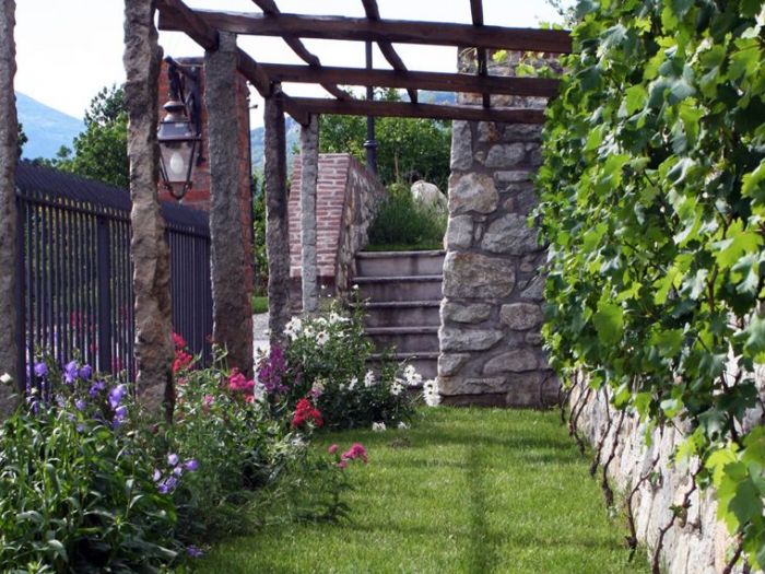 Archisio - Aapaesaggi - Progetto Giardino privato sulle colline eporediesi-terrazze sulle vigne