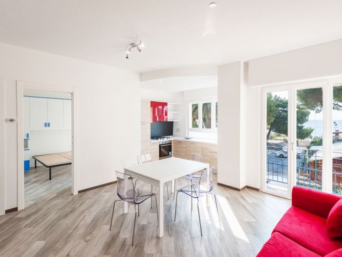 Archisio - Luigi Ferrando - Progetto Ridistribuzione ed arredo alloggi di varie metrature