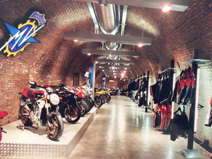 Archisio - Maleca Costruzioni - Progetto Ristrutturazione negozi