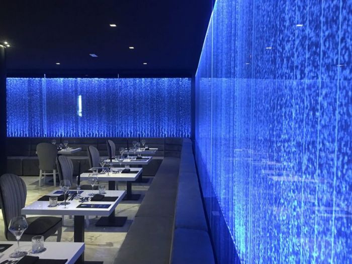 Archisio - Forme Dacqua - Progetto Pareti dacqua con bolle daria ristorante lincontro