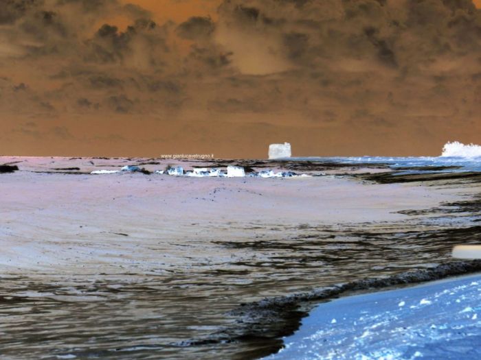 Archisio - Gianluca Vetrugno Meltem Kosan the Art Of The Negative - Artisti - Progetto Galleria 2 paesaggi