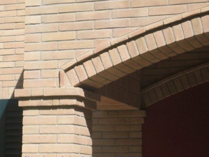 Archisio - Bravi - Progetto Lavorazioni particolari in legno e mattoni