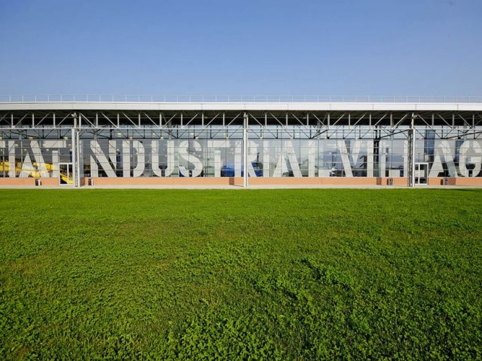 Archisio - Carmadesign srl - Progetto Fiat industrial village showroom museum offices restaurant branding