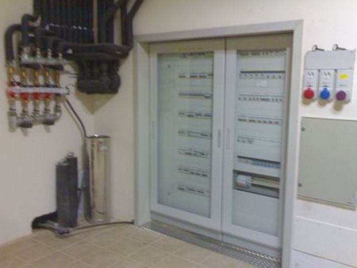 Archisio - Elettrodigitale Scaccini Lorenzo - Progetto Impianti civili e industriali di ricezione digitale terrestre e satellitare via internet wifi e cablati