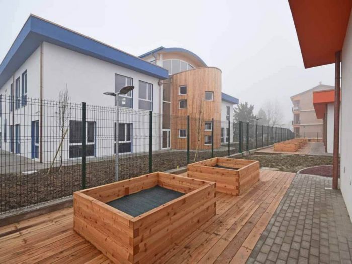 Archisio - Roberto Silvestri - Progetto Ricostruzione di una scuola in emilia romagna